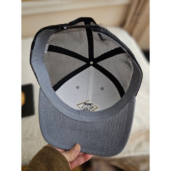 Bear Xing Truckers hat mesh back. Adjustable. NWOT. Alaska. Hiking. Traveling - Picture 4 of 6